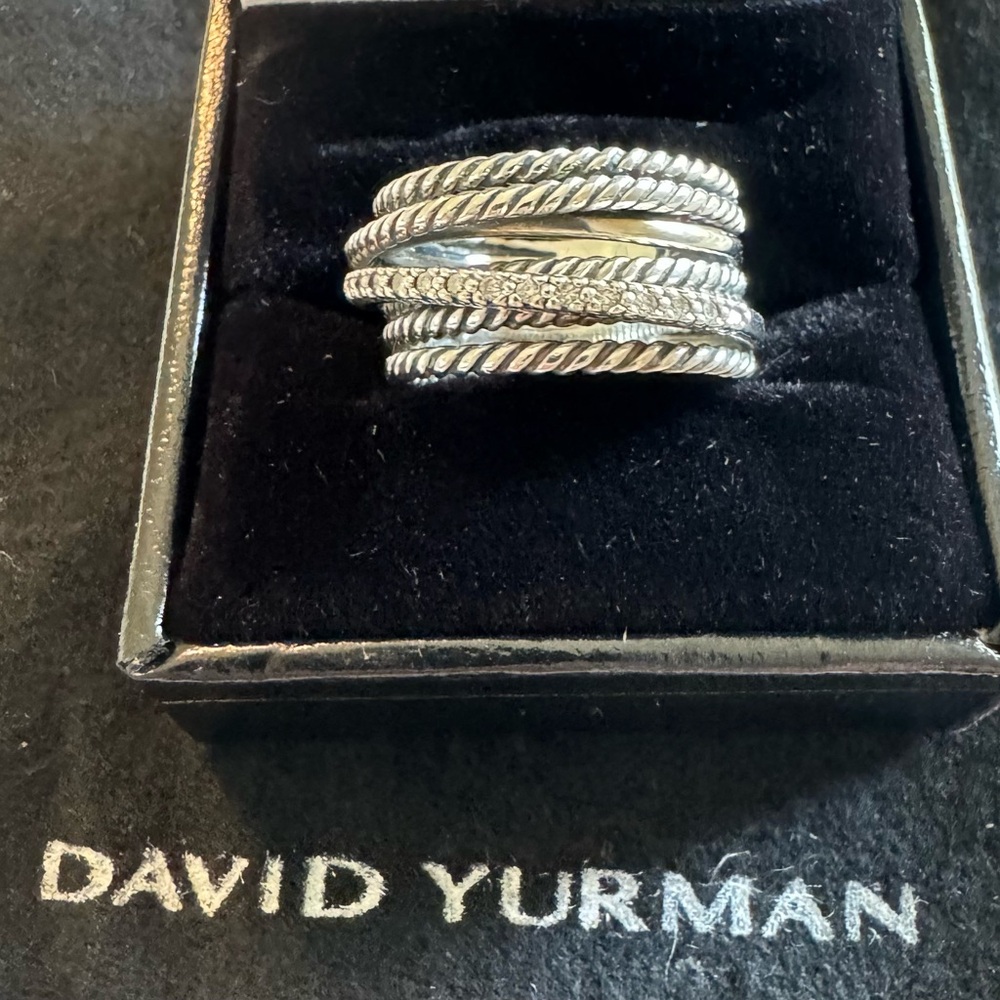 David Yurman Silver twisted crossover with diamonds. 12 mm